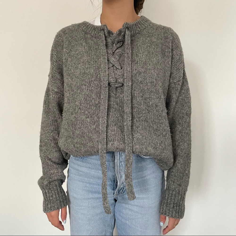 Zara cozy grey knit sweater